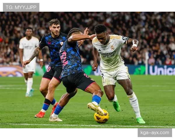 塞维利亚攻防兼备开启新篇章，战斗力稳步提升引关注