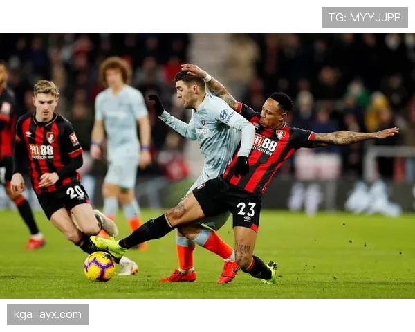 伯恩茅斯门票抢售一空,球迷热情高涨迎战关键对决 伯恩茅斯门票抢售一空,球迷热情高涨迎战关键对决