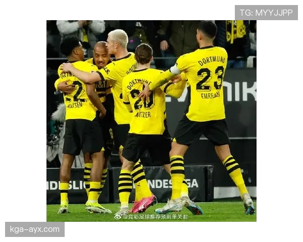 多特蒙德攻防兼备状态回暖,韧劲十足迎战激烈赛季 多特蒙德攻防兼备状态回暖,韧劲十足迎战激烈赛季