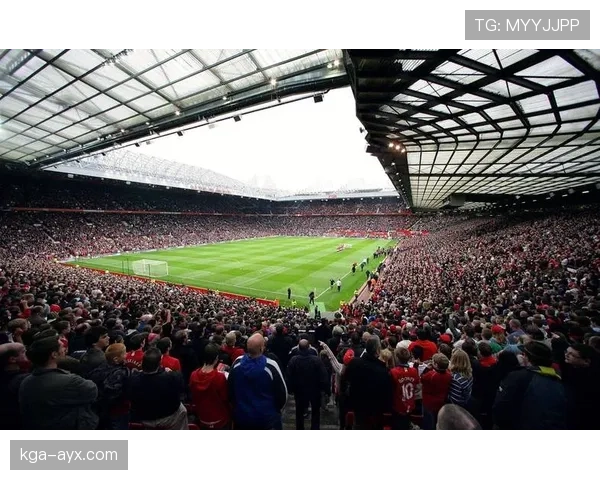 孔萨英超赛季表现抢眼,成球队争冠关键力量 孔萨英超赛季表现抢眼,成球队争冠关键力量